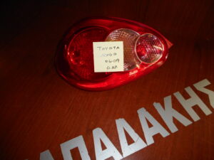 toyota-aygo-2006-2009-fanari-aristero-piso  